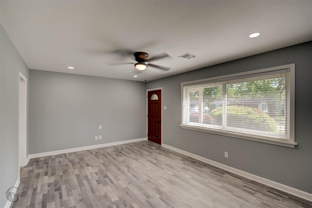 Shady Grove 03 - Residential