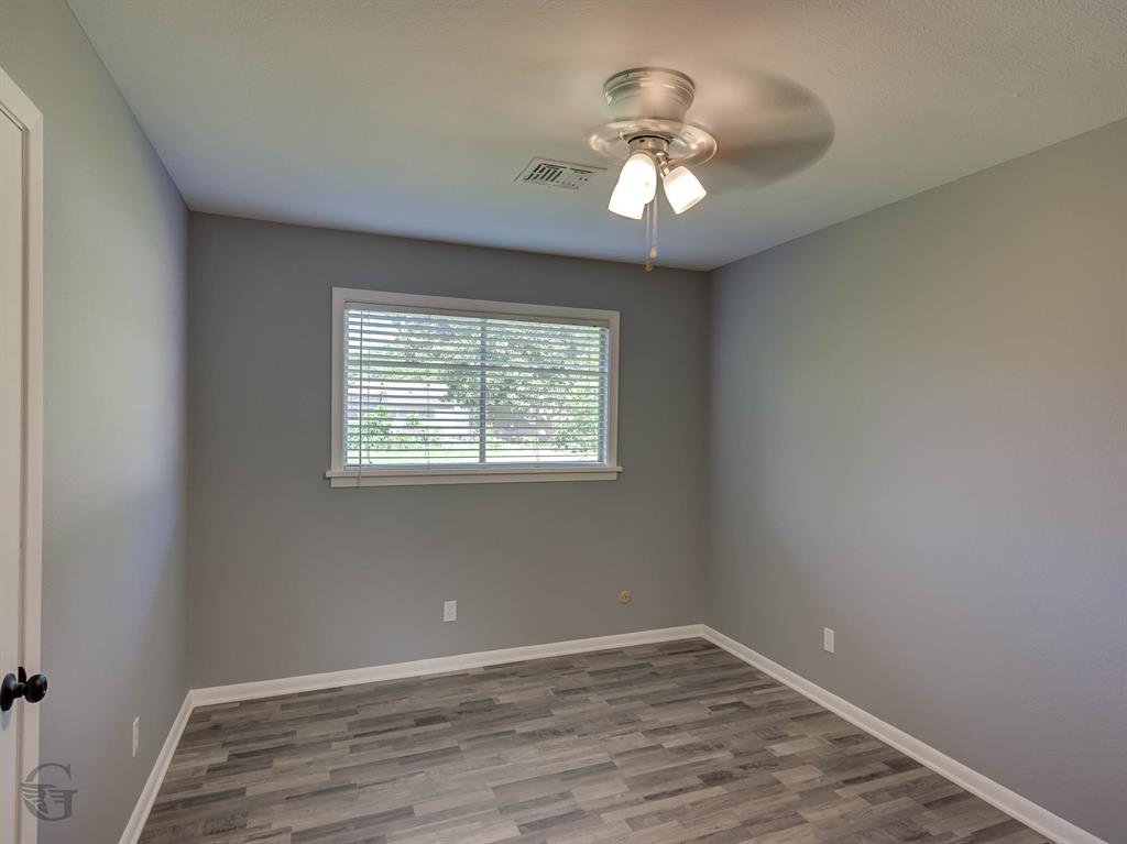 Shady Grove 03 - Residential