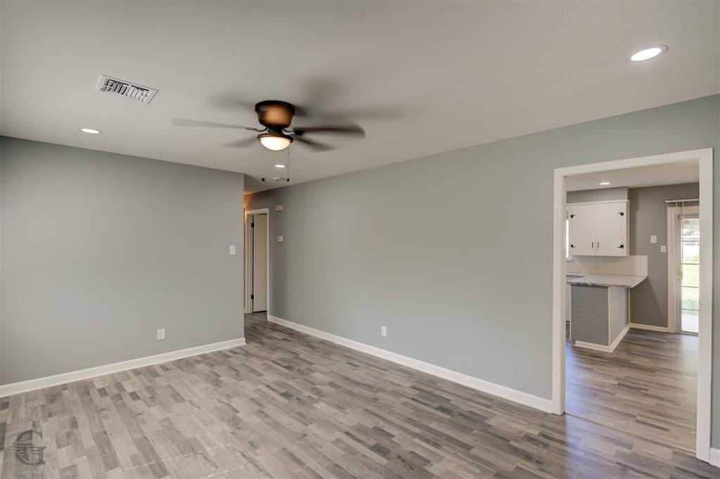 Shady Grove 03 - Residential