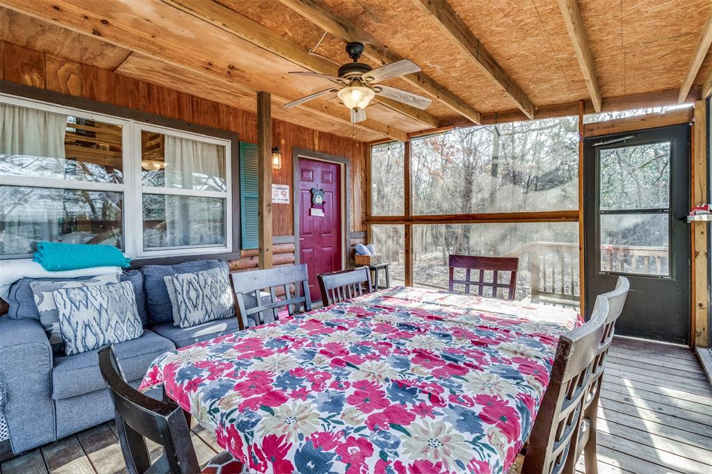 G1241 Toby Thomas - Residential