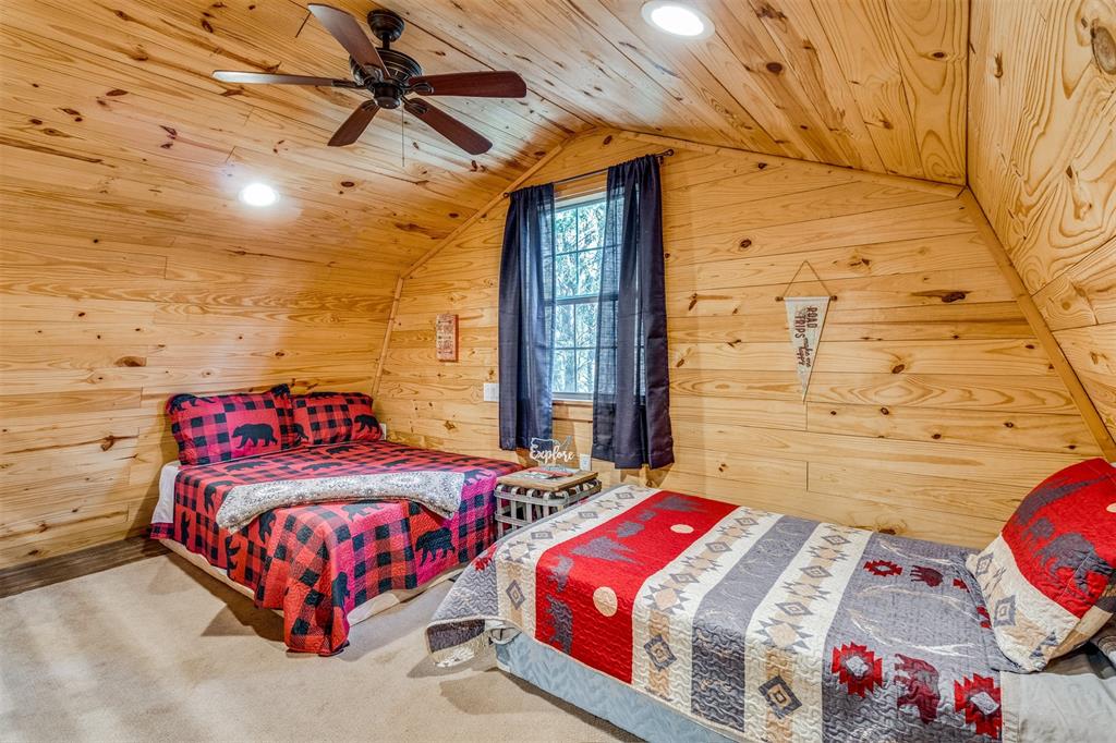 G1241 Toby Thomas - Residential