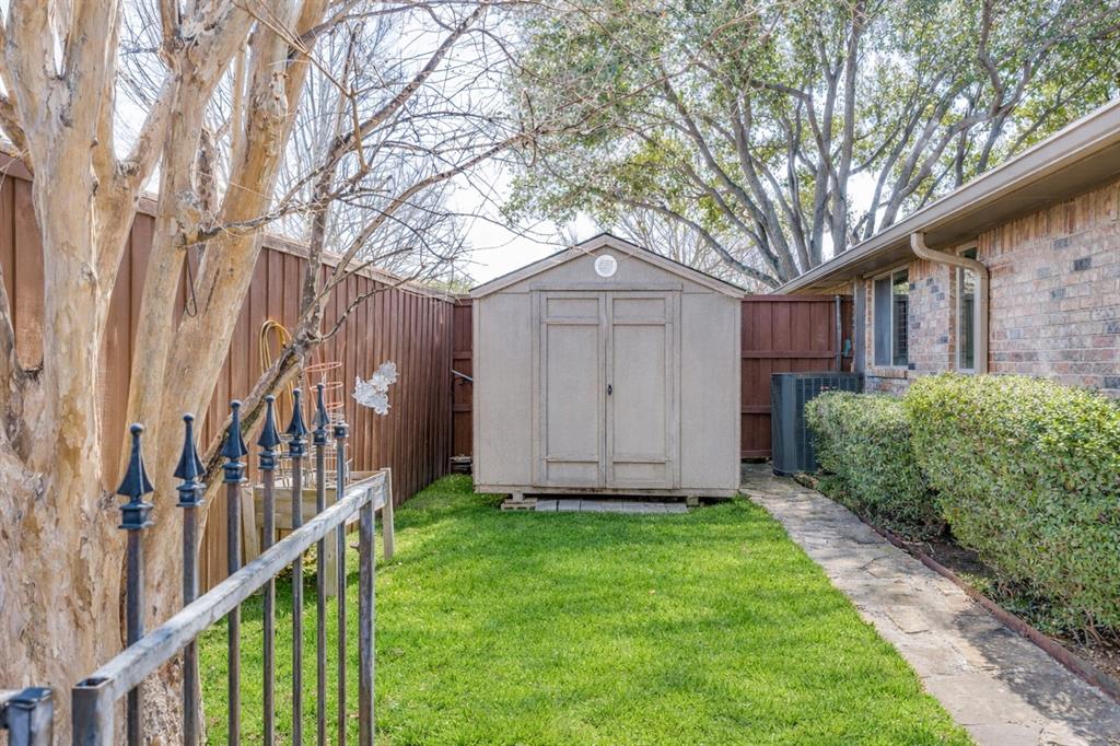 Meadows 05 - Residential