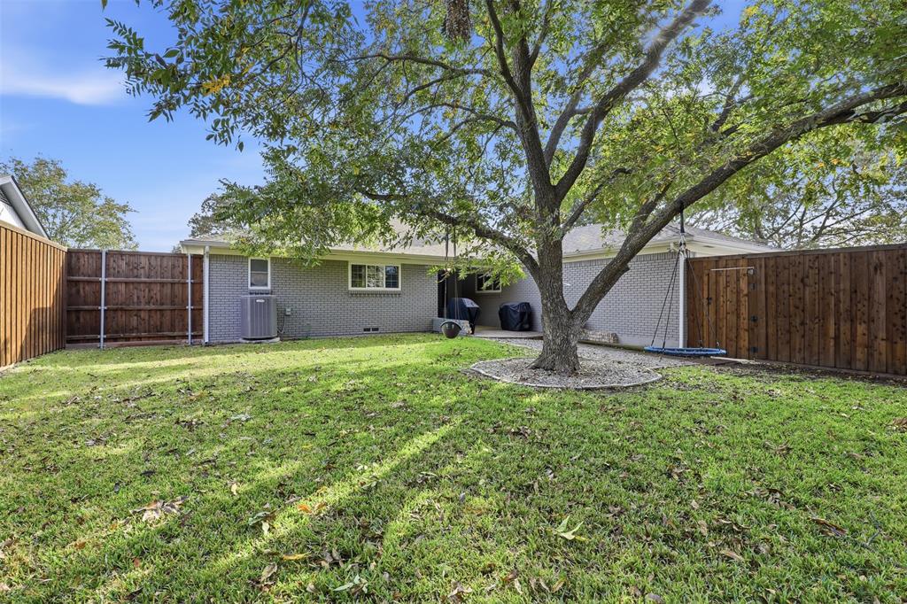 Lochwood Mdws Add Instl 12 - Residential