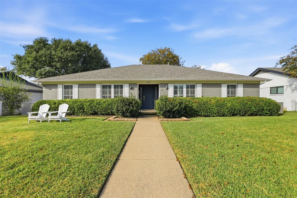 Lochwood Mdws Add Instl 12 - Residential