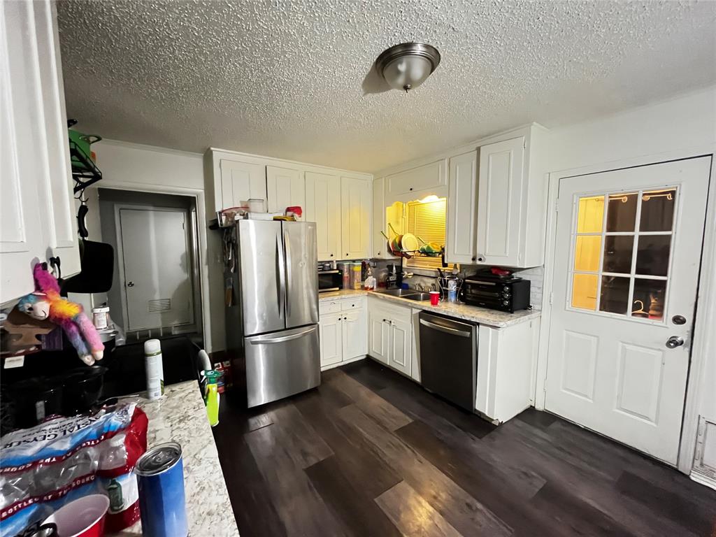 3541 Rita Lane