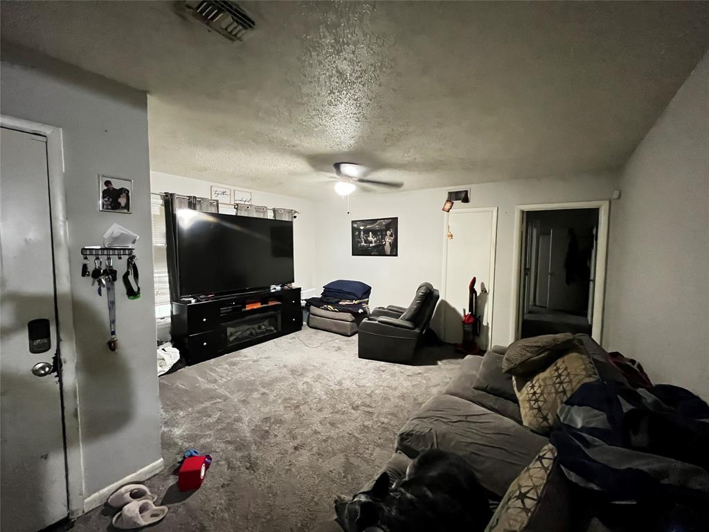 3541 Rita Lane