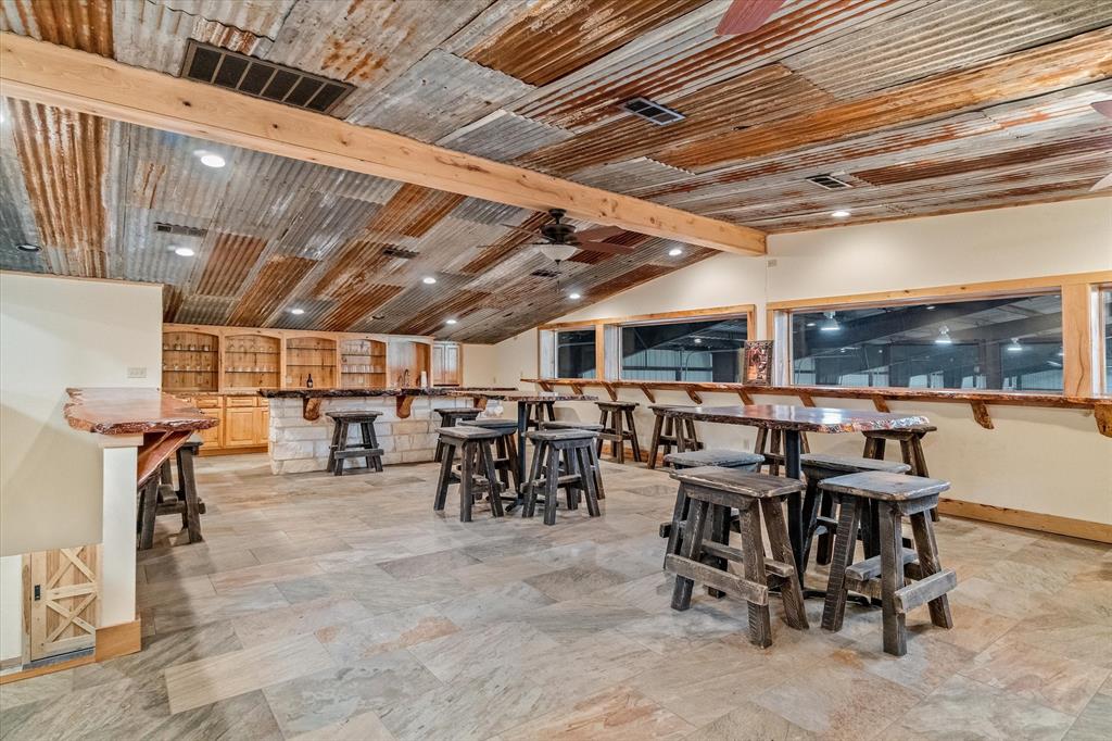 Rural - Commercial Sale