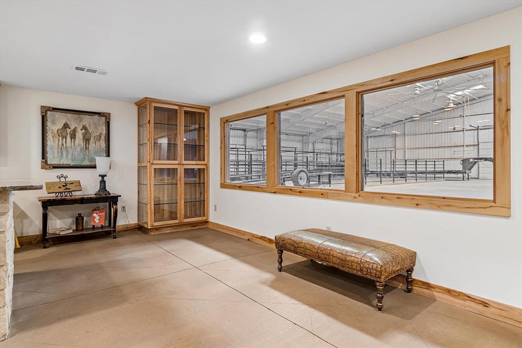 Rural - Commercial Sale