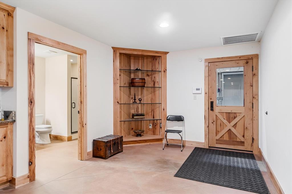 Rural - Commercial Sale