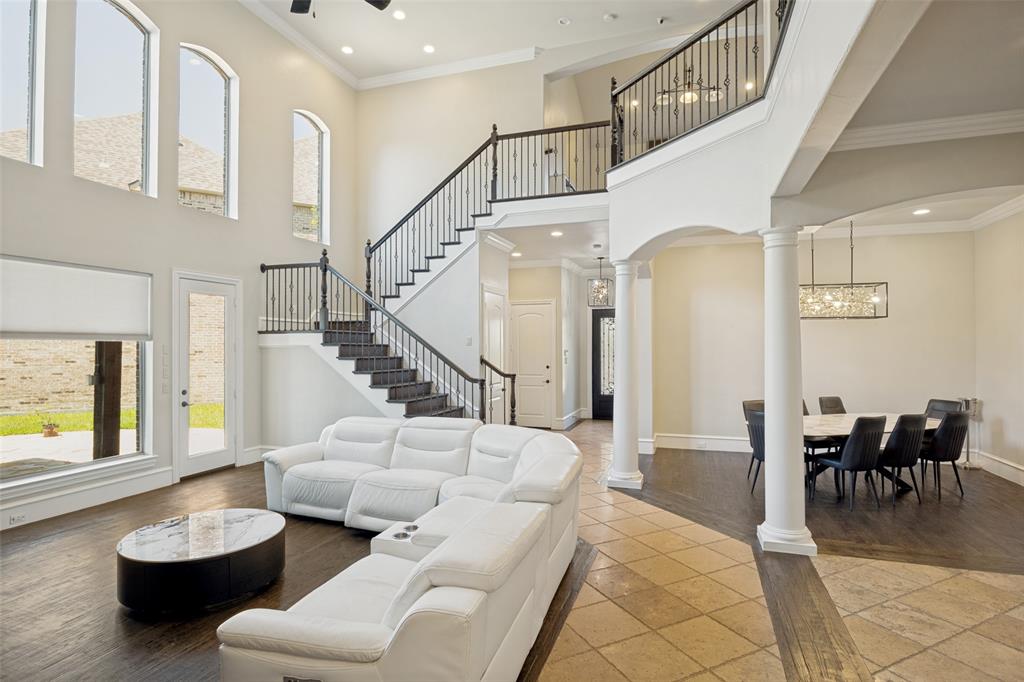 4828 Pyramid Drive