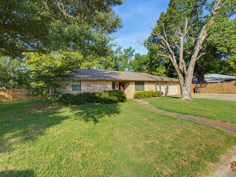 Tiny photo for 702 Preston Street, Bowie, TX 76230 (MLS # 21340412)