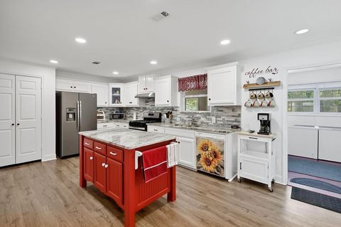 Tiny photo for 208 SOUTHSHORE Drive, Lone Star, TX 75668 (MLS # 21341280)