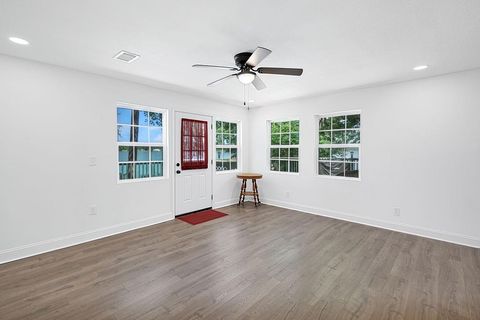 Tiny photo for 208 SOUTHSHORE Drive, Lone Star, TX 75668 (MLS # 21341280)