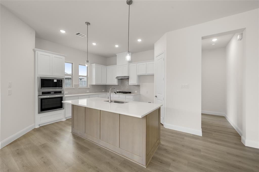 Sheppard's Place - Residential