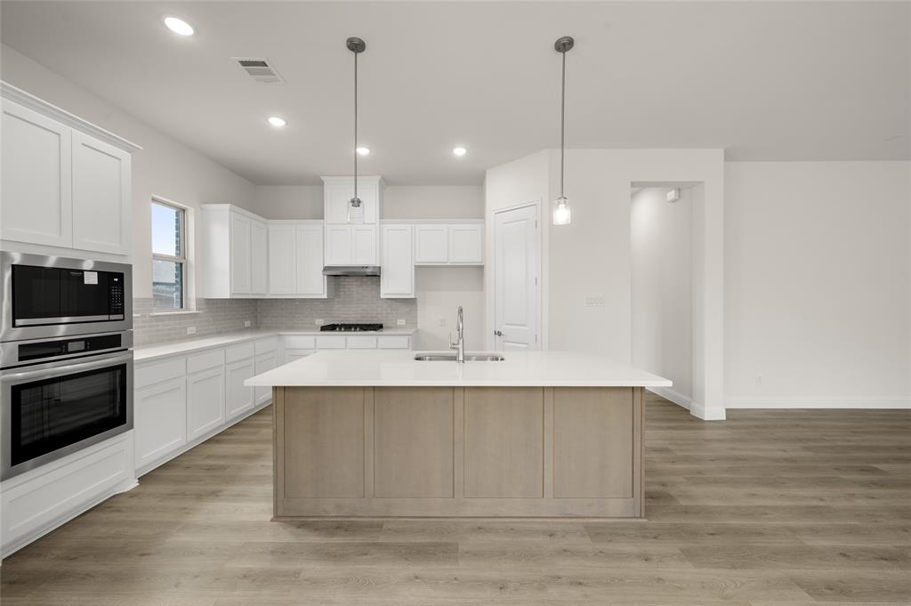 Sheppard's Place - Residential