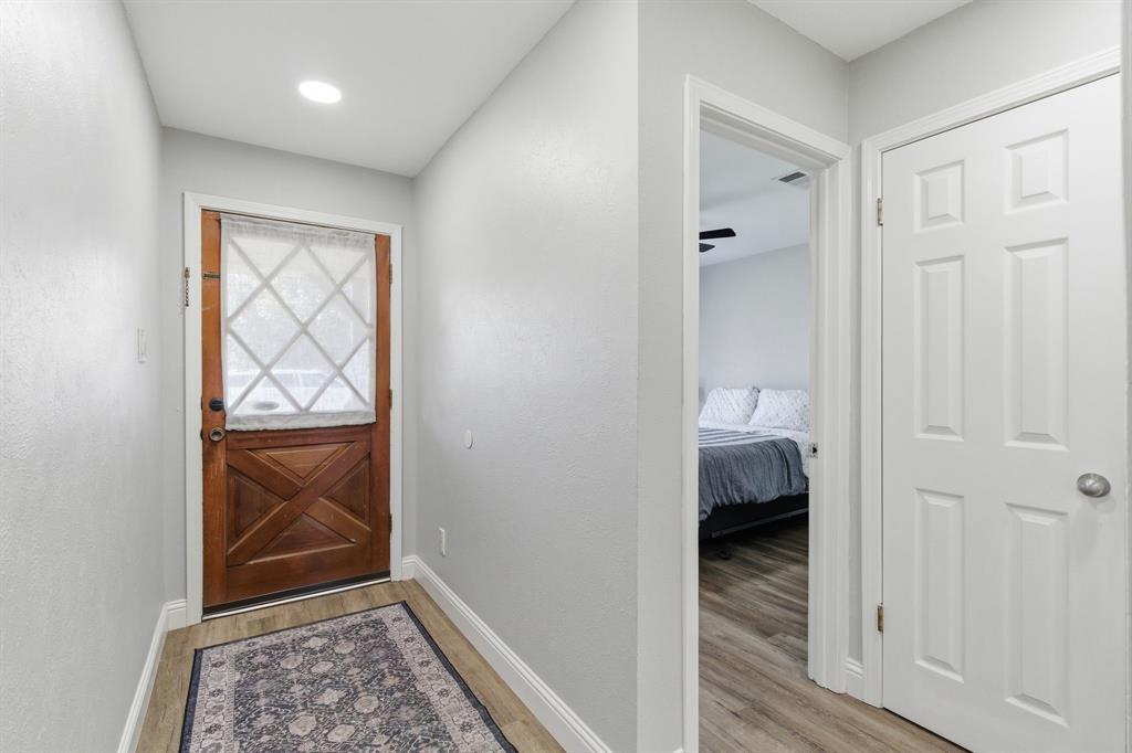 8516 Crestview Drive