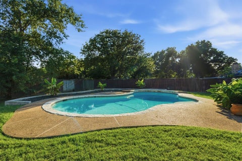 Photo of 8516 Crestview Drive, North Richland Hills, TX 76182 (MLS # 21293771)