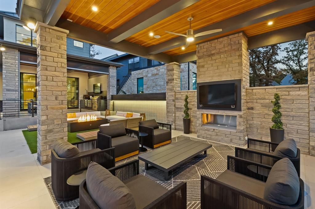 Photo for 12133 W Lighthouse Lane, Malakoff, TX 75148 (MLS # 20917488)