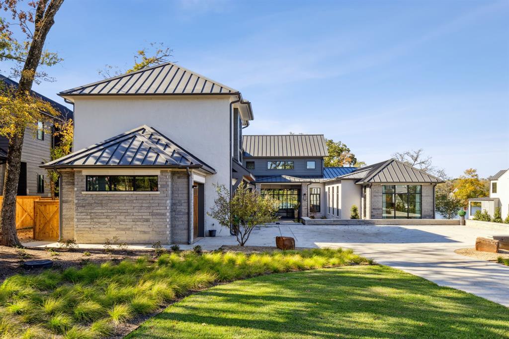 12133 W Lighthouse Lane