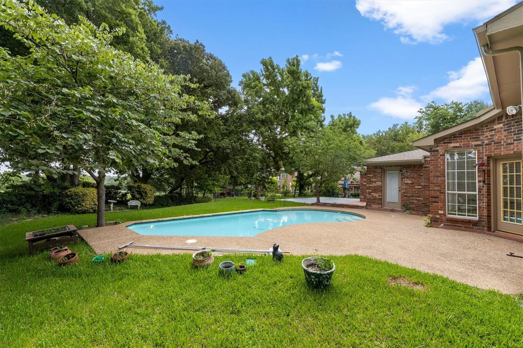 6010 Troon Circle