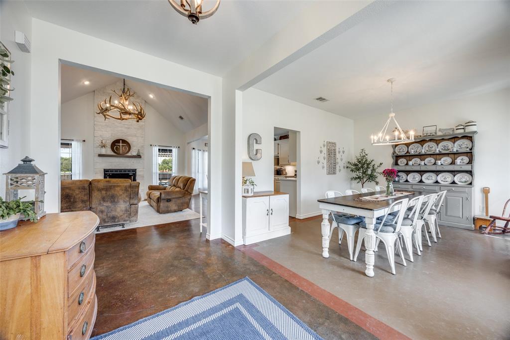 899 County Road 1555