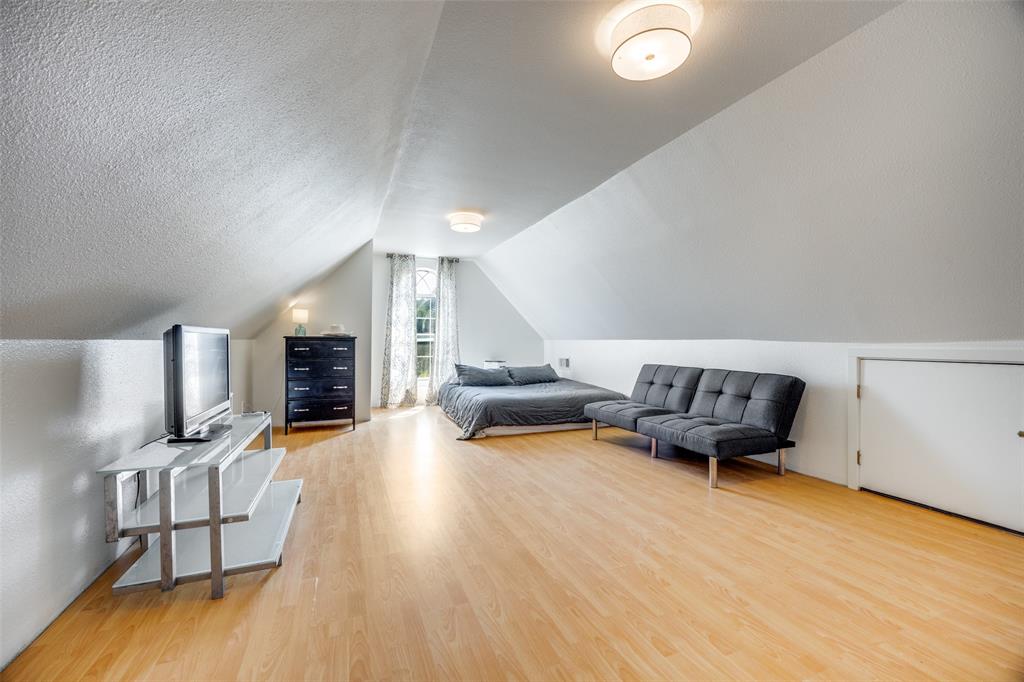 Francis Leonard Surv Abs #666 - Residential