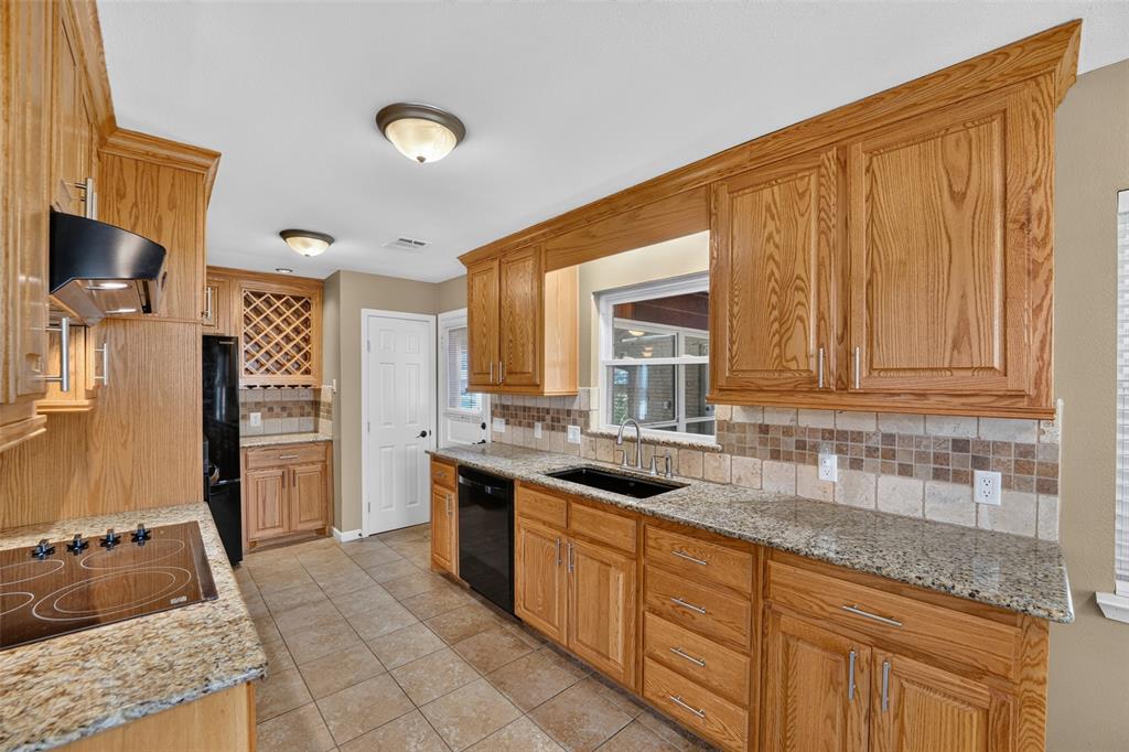 9733 Edgelake Drive