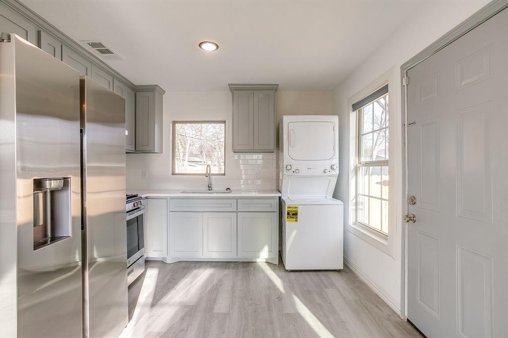 River Oaks Add - Residential Lease