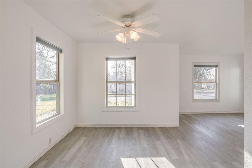 River Oaks Add - Residential Lease