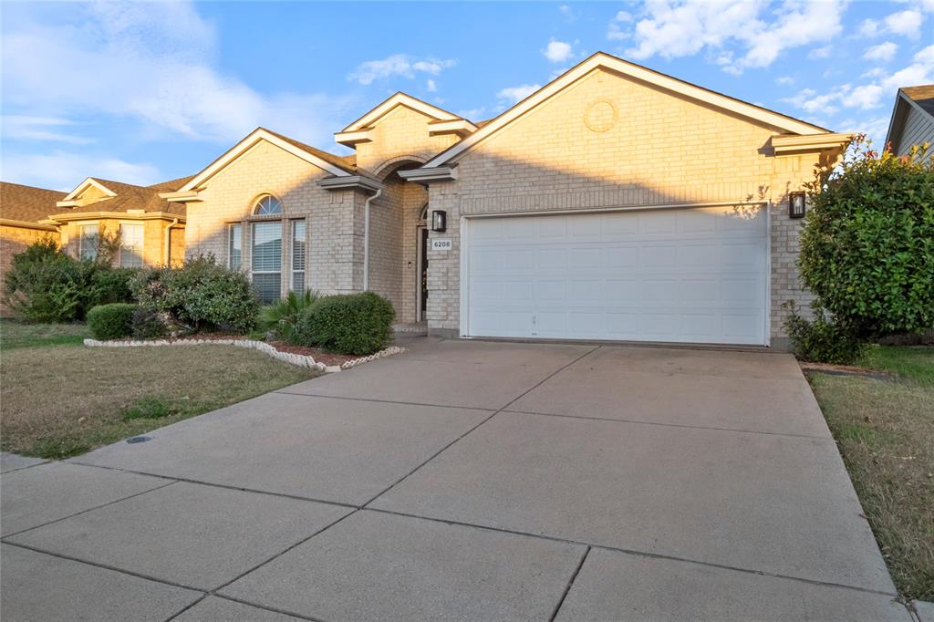 Alexandra Meadows - Residential Lease