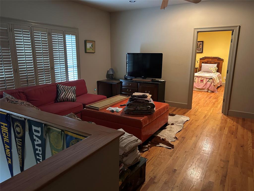 White Bluff #01 - Residential