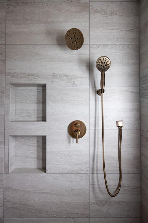 Prestonwood - Residential