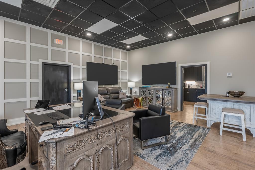 Industrial - Commercial Sale