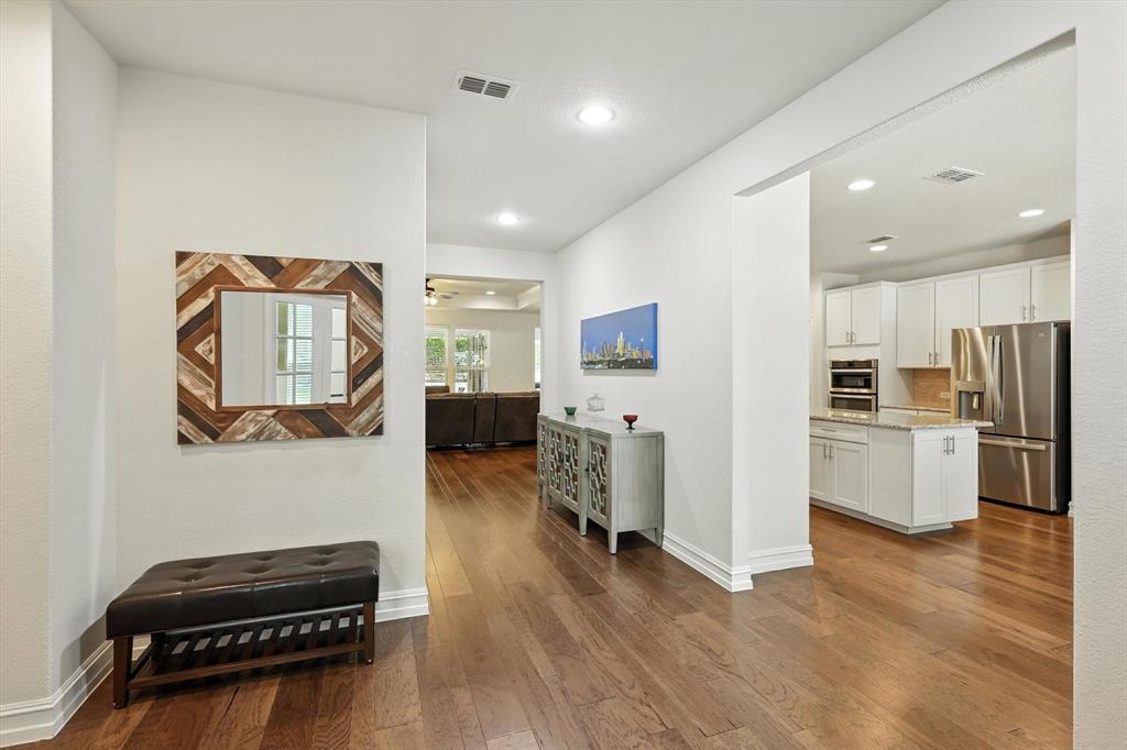 2482 Luna Vista Lane