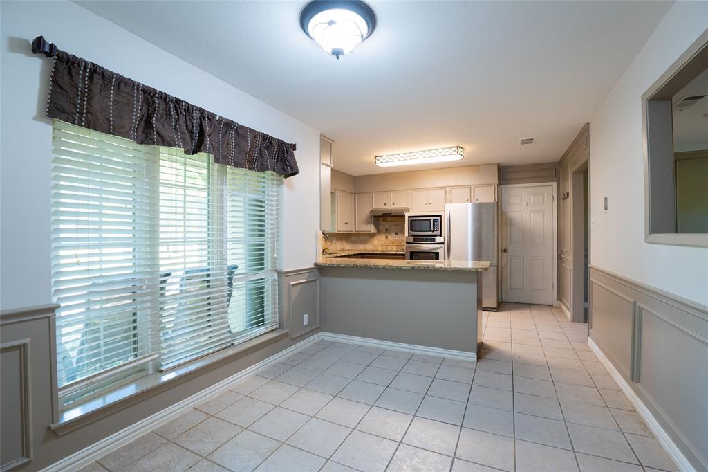 508 Squires Lane