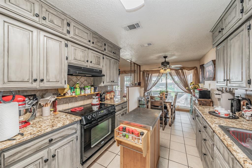 113 Hankins Drive