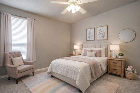 Tiny photo for 912 Robbins Way, Saginaw, TX 76179 (MLS # 21177273)