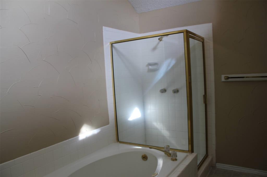 Mandolin Collection - Residential Lease