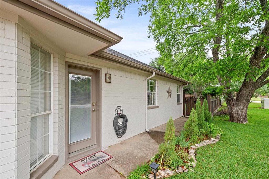 5132 Wedgefield Road