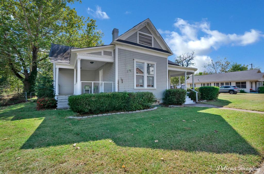 413 E Palmetto Avenue