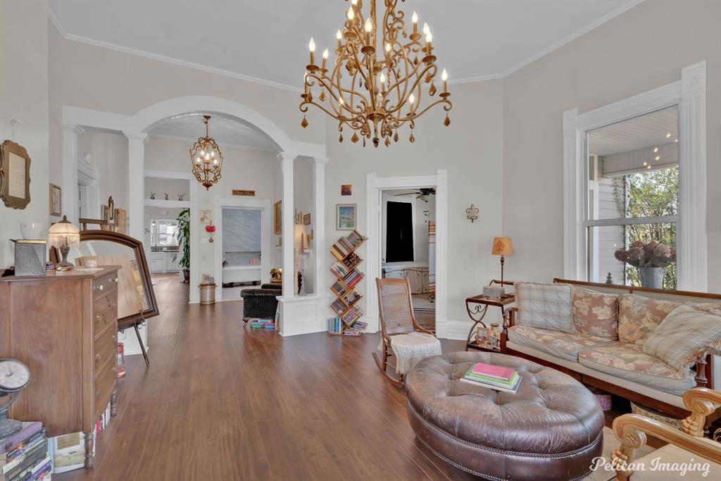 413 E Palmetto Avenue