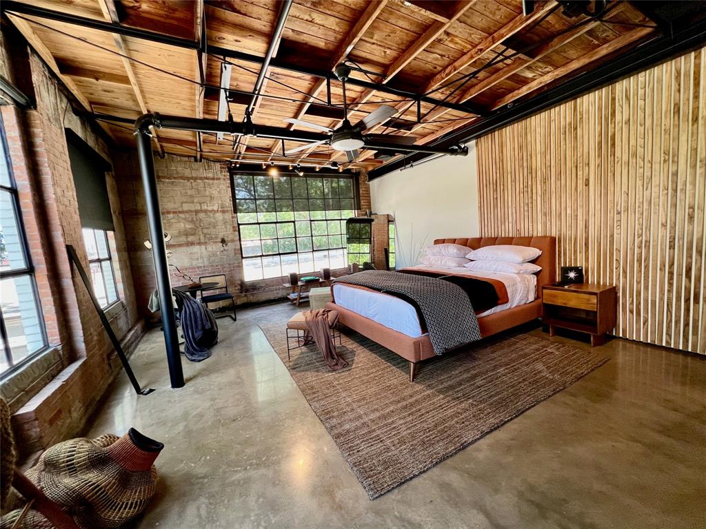 Riverfront - Residential