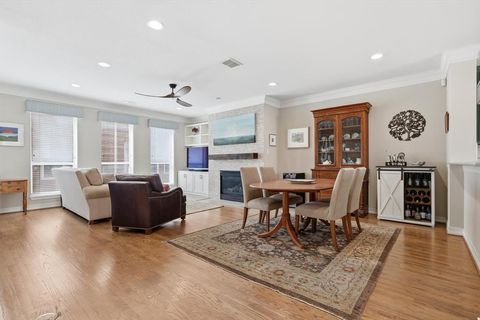 2619 Colby Street B Dallas TX 75204