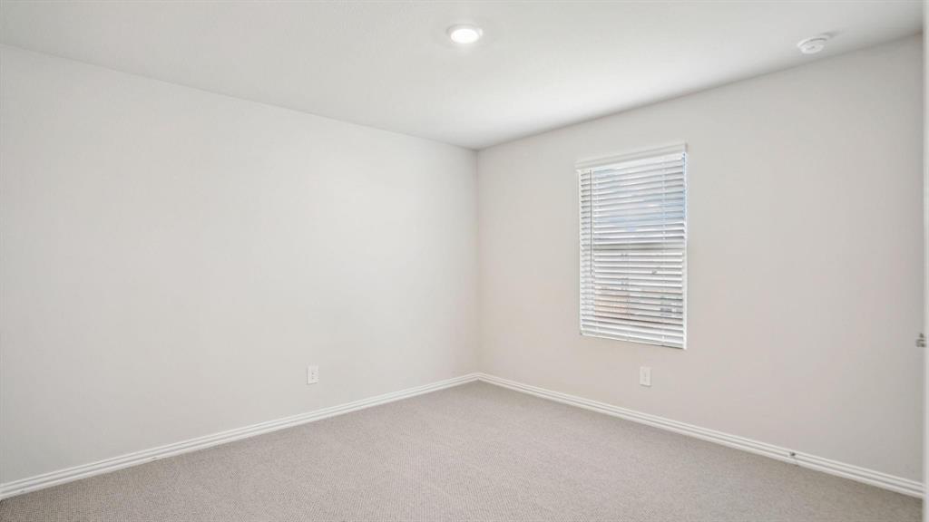 SIMPSON CROSSING PHASE 3, BLK N, LOT 4 - Residential Lease