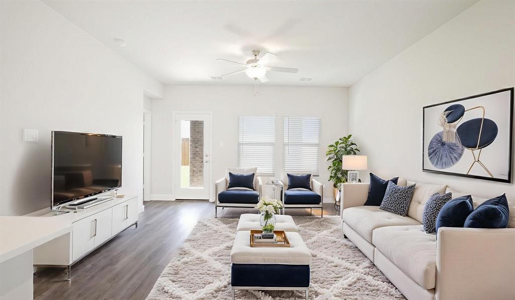 SIMPSON CROSSING PHASE 3, BLK N, LOT 4 - Residential Lease