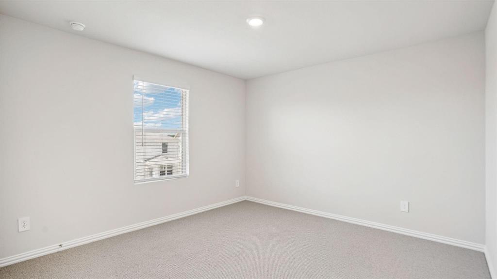 SIMPSON CROSSING PHASE 3, BLK N, LOT 4 - Residential Lease