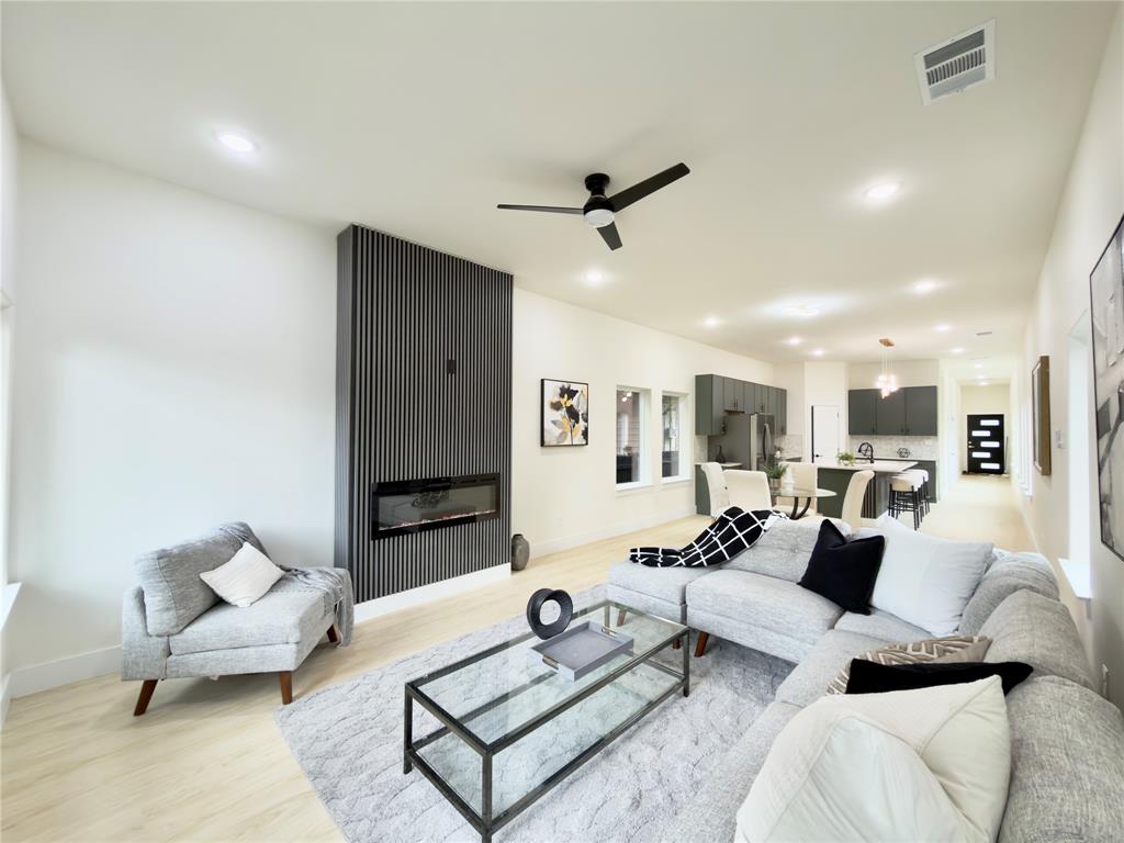 Close In - Residential