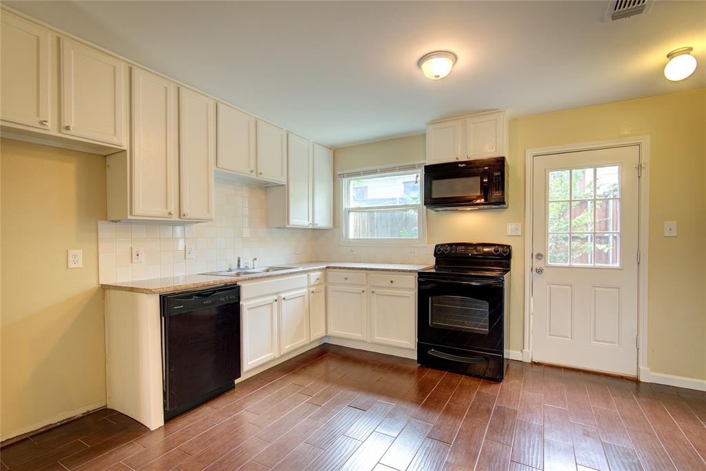 Bellevue Hill Add - Residential Lease