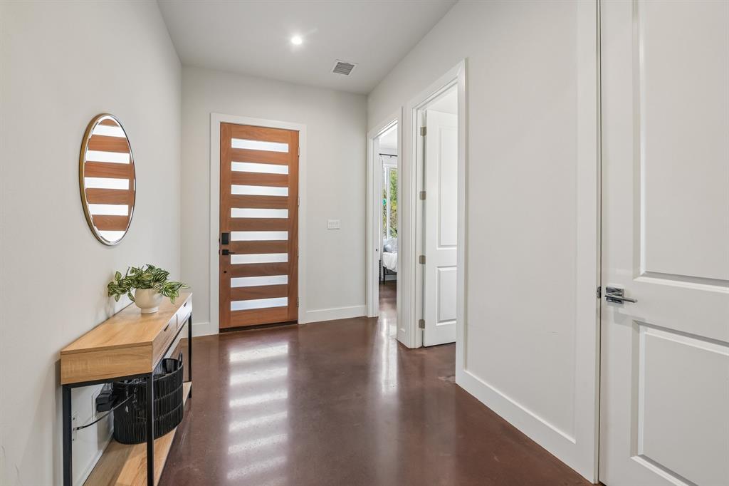 2403 Obenchain Street