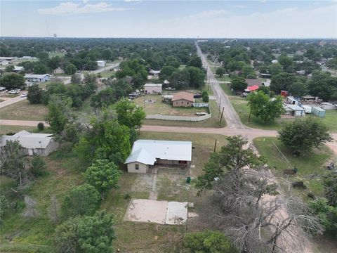927 London Street Vernon TX 76384